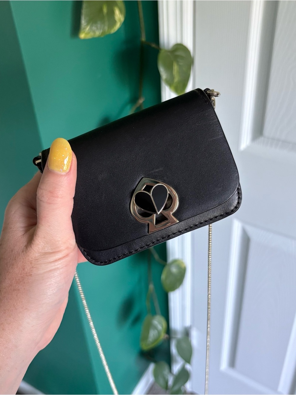 kate spade Black Mini Nicola Crossbody 🖤 - Picture 3 of 10
